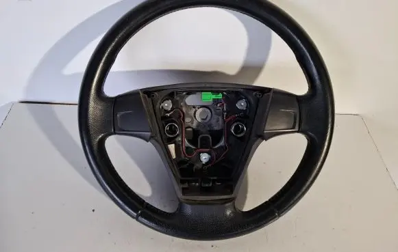 Volvo V50 Steering wheel 8682878 777940