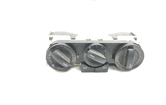 Volkswagen Polo III 6N 6N2 6NF Climate control unit 6Q0819445