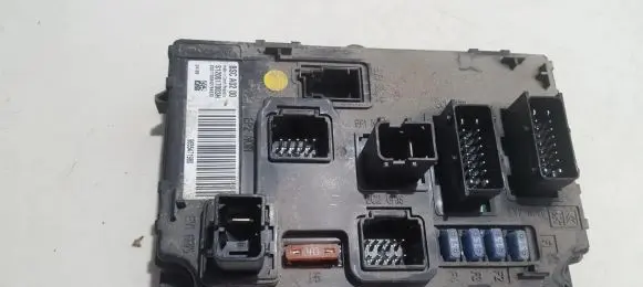 Peugeot 407 Comfort/convenience module 9655471980 S120017003H
