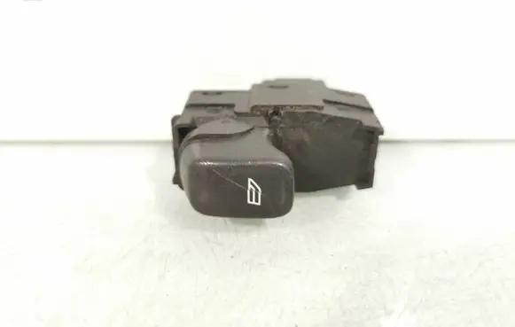 Volvo S80 Electric window control switch 30658696 03120700 5686N3RUA