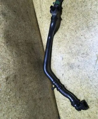 Renault Kangoo II Engine coolant pipe/hose