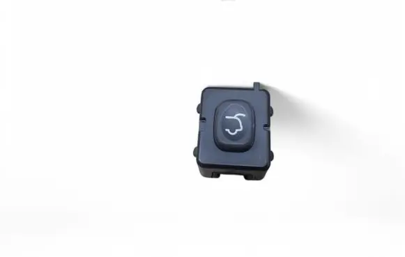 Jeep Grand Cherokee Tailgate/boot open switch button 04602751AA