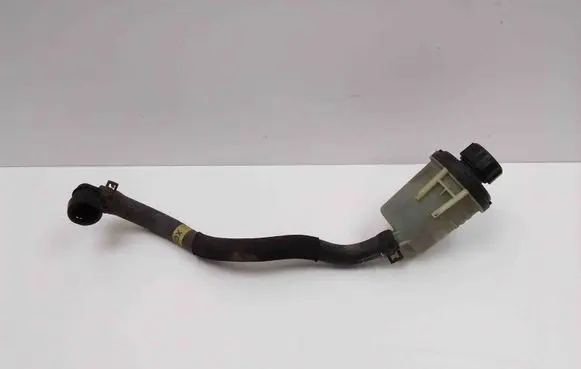 Volvo XC70 Power steering fluid tank/reservoir 31329046