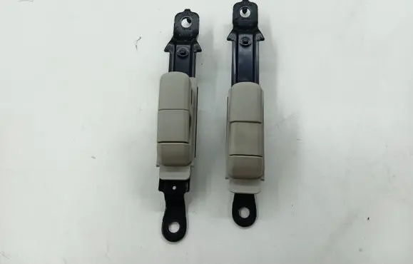 Mazda CX-7 Seat belt height adjuster F4203 K1100
