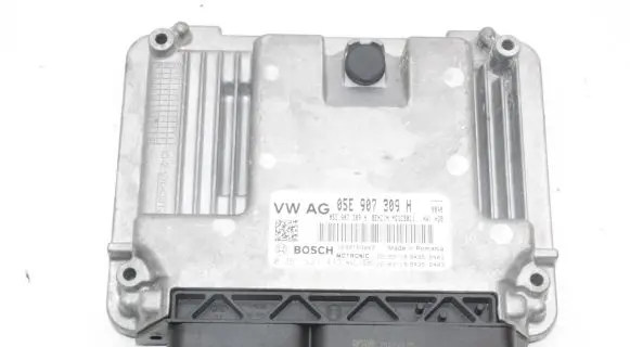 Audi A1 Engine control unit/module 05E907309H 0261S21433