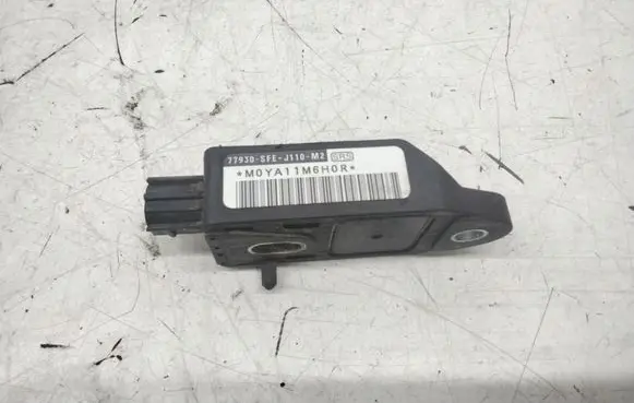 Honda FR-V Airbag deployment crash/impact sensor 77930SFEJ110M2