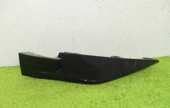 BMW M4 G82 G83 Front bumper splitter molding 8084178 51118084178