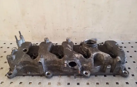 Rocker cam cover