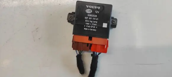 Volvo S40, V40 Light module LCM 30852028 5DF00773701