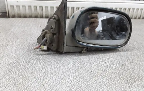 Mitsubishi Galant Front door electric wing mirror E201843