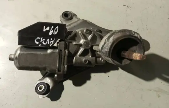 Toyota Auris 150 Rear window wiper motor 8513002030