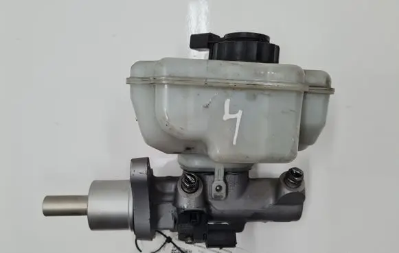 Volkswagen Golf VI Master brake cylinder 1K1611301D