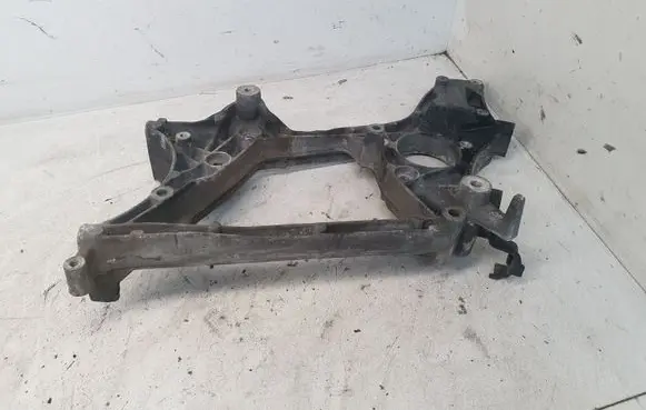 Mercedes-Benz C W204 Generator/alternator bracket A6512011109