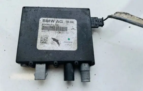 BMW 3 E46 Antenna control unit 690607102 6906071-02