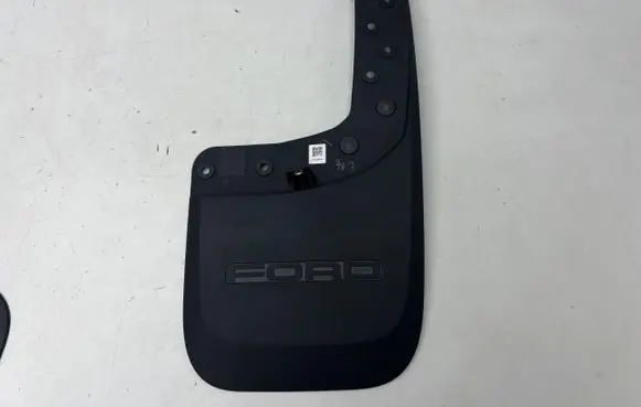 Ford Escort Rear mudguard P1WBE28400A