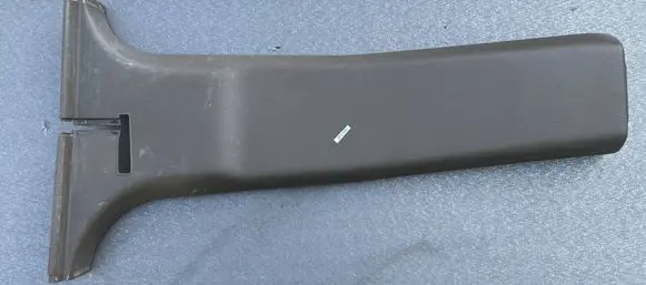 Mitsubishi Pajero (B) pillar trim (bottom) MB652905