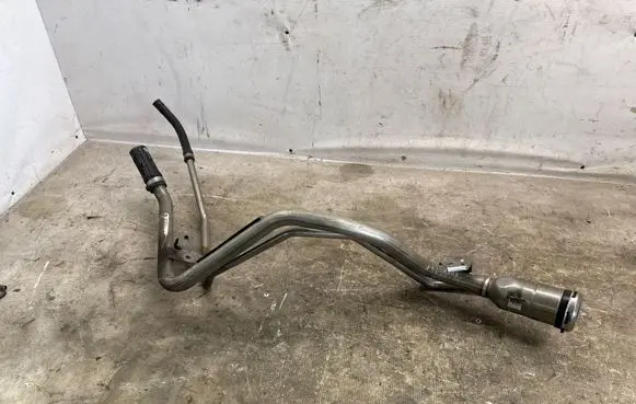 Ford Focus Fuel tank filler neck pipe JX619032CE