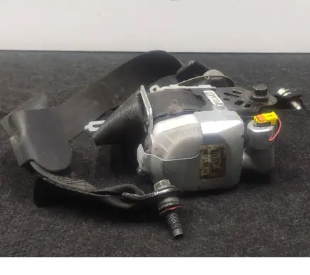 KIA Rio Front seatbelt 888701W600 3533 888801W600