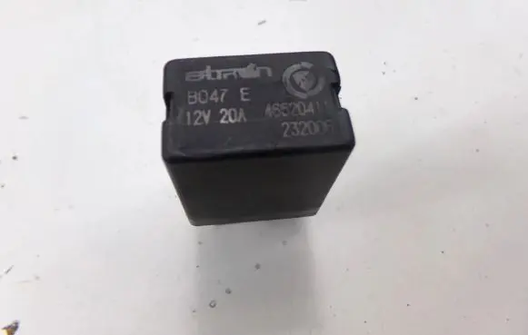 Fiat Punto (188) Other relay 46520411