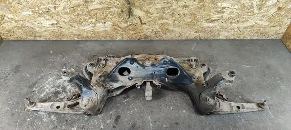 Renault Laguna I Front subframe