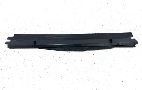 Land Rover Range Rover Sport L320 Radiator trim DHE500020 L71048