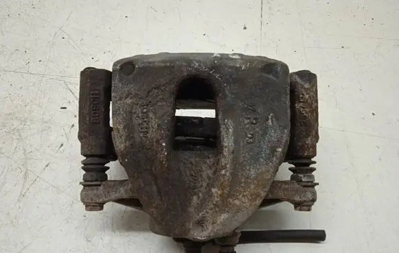 Toyota Corolla Verso AR10 Front brake caliper