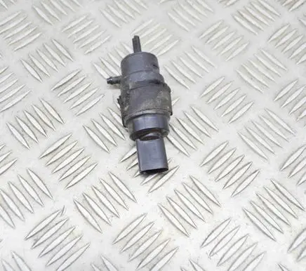 Audi A6 S6 C7 4G Windscreen/windshield washer pump 8K5955647