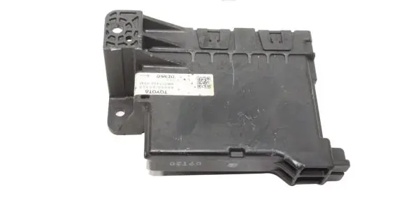 Toyota Avensis T270 Climate control unit 8865005350 MB2774004591