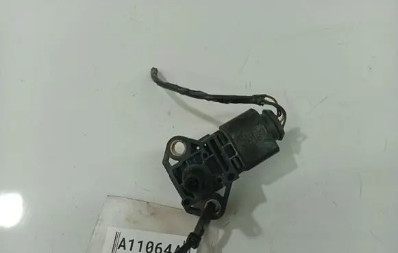 Skoda Fabia Mk2 (5J) Air pressure sensor 0261230266