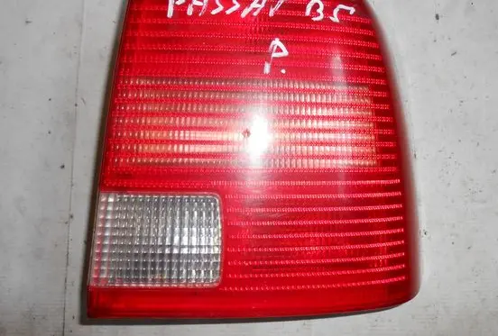 Volkswagen PASSAT B5 Rear/tail lights 3B5945096F