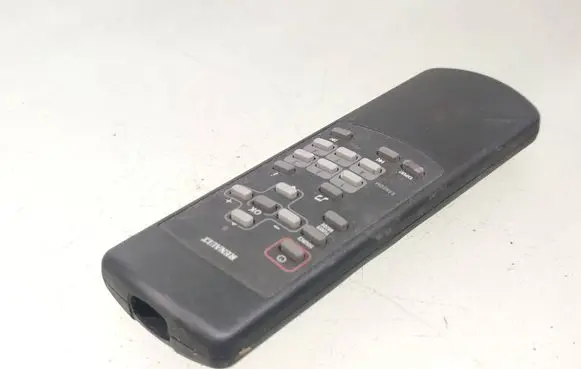 Head unit multimedia control