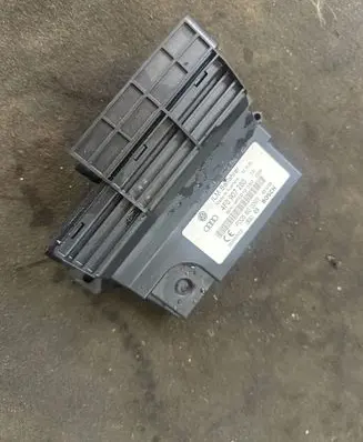 Audi A6 S6 C6 4F Other control units/modules 4F0907280 F005S00099 4F0910280