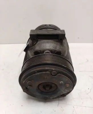 Renault Scenic I Air conditioning (A/C) compressor (pump) 6560630