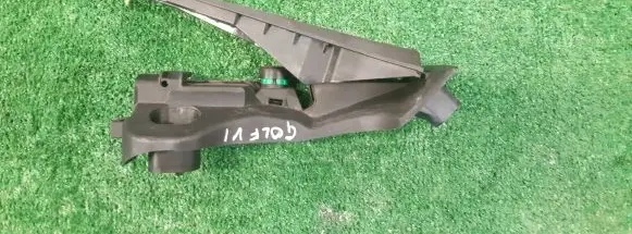 Volkswagen Golf VI Accelerator throttle pedal 1K1723503AH