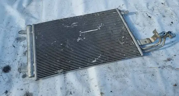 Volkswagen Golf V A/C cooling radiator (condenser) 