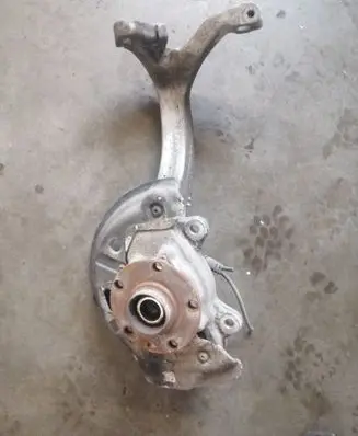 Audi A8 S8 D3 4E Front wheel hub spindle knuckle 4E0257M