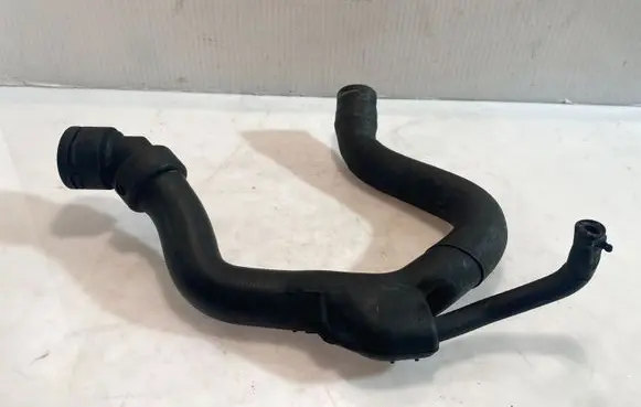 Audi A6 S6 C5 4B Engine coolant pipe/hose 4B0121101H