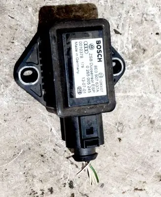 Audi A4 S4 B6 8E 8H ESP acceleration yaw rate sensor 8E0907637A