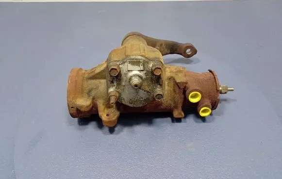 Cadillac Fleetwood Steering rack 7812145