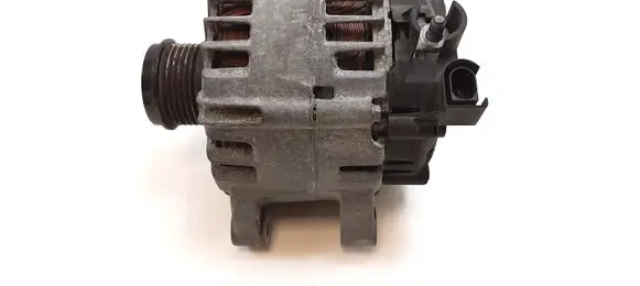 Volvo V50 Generator/alternator AV6N10300GB 31285659