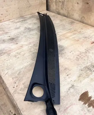 Citroen C4 II Picasso Wiper trim 9675943577