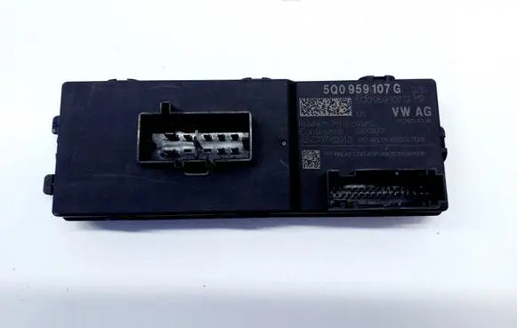Skoda Superb B8 (3V) Other devices 5Q0959107G