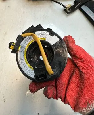 Suzuki Swift I Airbag squib ring wiring 231123
