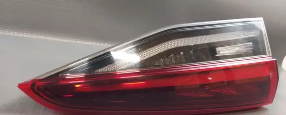Skoda Octavia Mk4 Tailgate rear/tail lights 5E6945307A