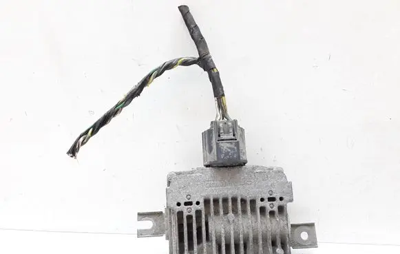 Volvo V70 Coolant fan relay 6G9N9D372AC