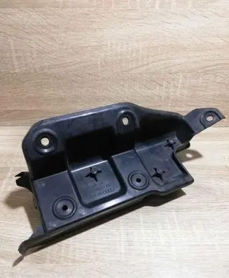 Audi A6 S6 C6 4F Rear bumper mounting bracket 4F5807892