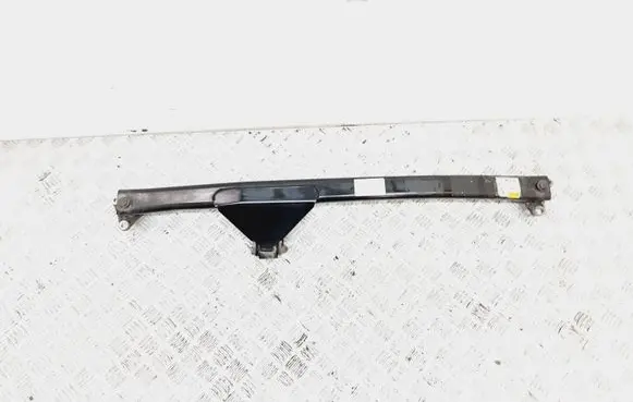 Volvo S60 Engine mount bracket