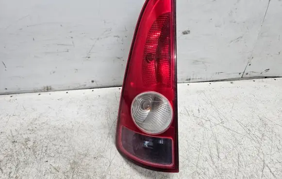Renault Espace - Grand espace IV Rear/tail lights 8200027153