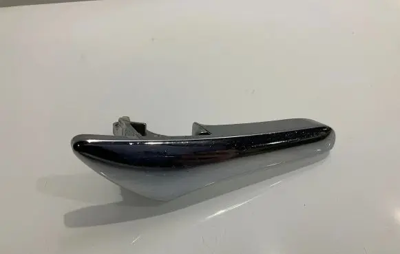 Mercedes-Benz CLS C219 Front door interior handle A2117660224 2117660224