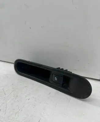 Renault Espace - Grand espace IV Electric window control switch 31144M